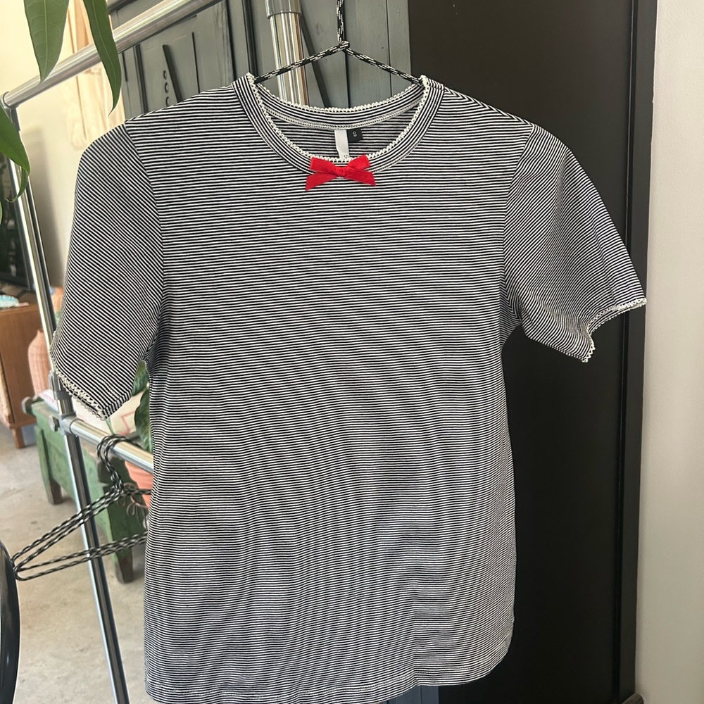 Caro Editions Black + White Striped Tee with Red Bow Accent Never Worn